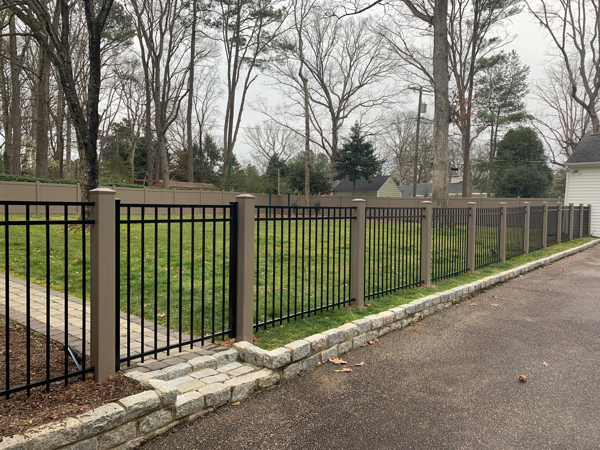 48” series A 3 rail aluminum specialty fence With Bufftech vinyl posts