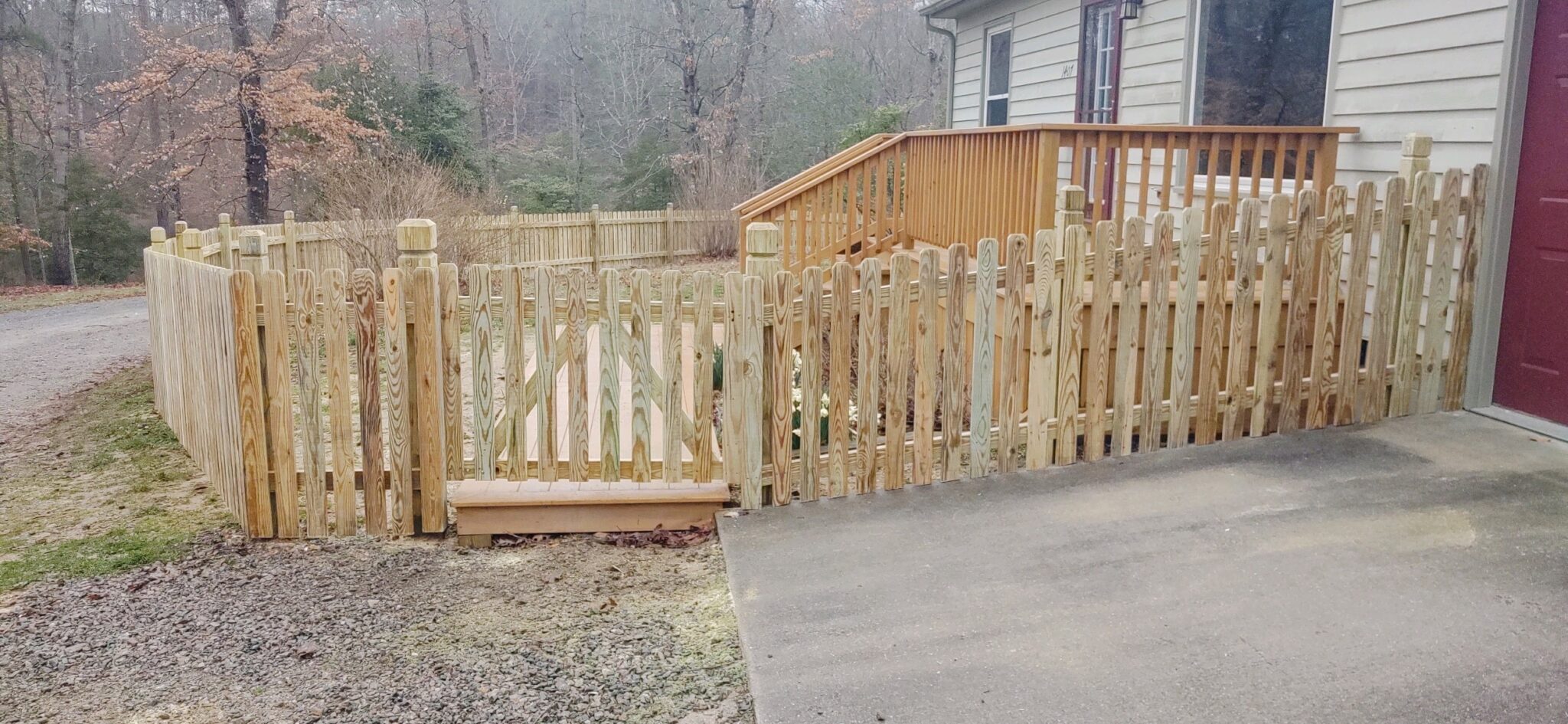 Dog ear picket fence with gate