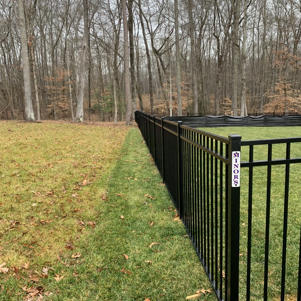 4 foot residential aluminum Fence featuring a 3 rail design